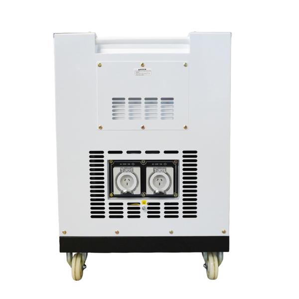 10kVA Hyundai DHY10000SE-LRS - side plugs