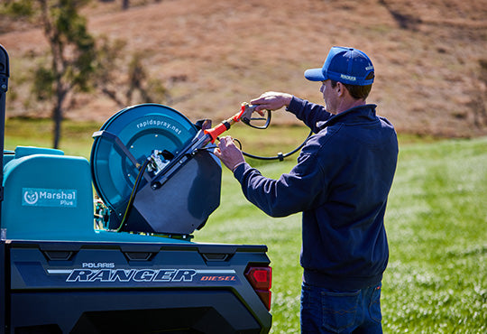 250l buddy marshal plus with 50m buddy hose reel - action using reel