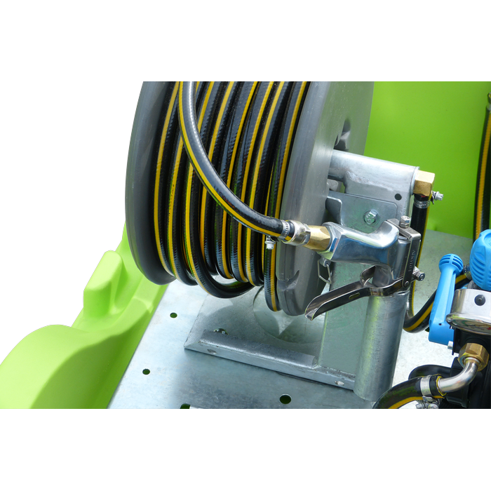 30m hose reel on OnDeck 300L Honda GX200 UTV sprayer